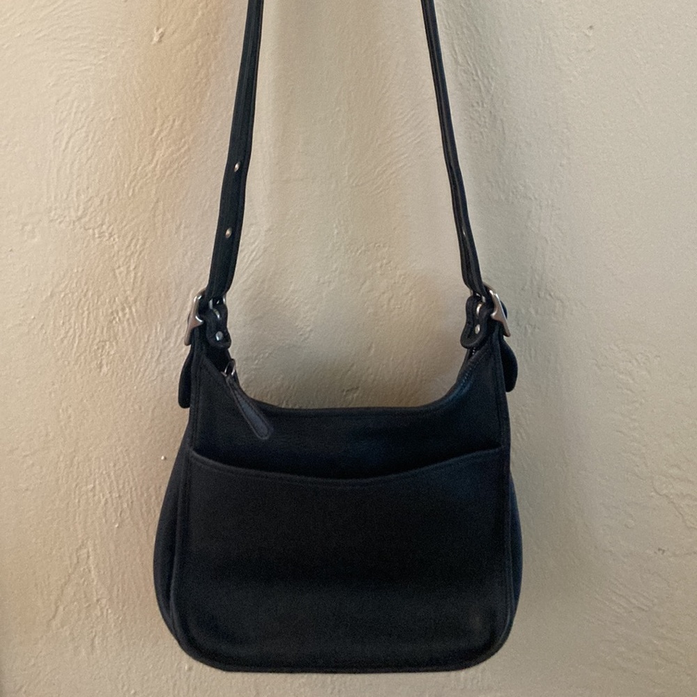 Vintage Legacy Coach Shoulder Bag No. P3H-9966